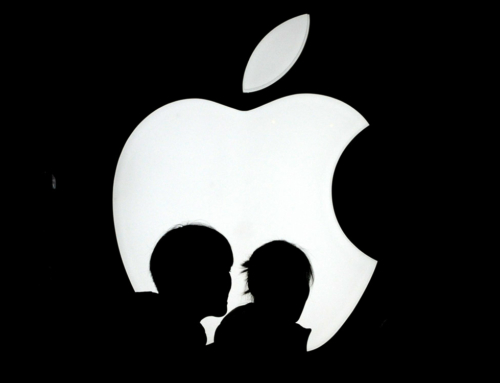Apple po shpenzon “miliona dollarë në ditë” për të trajnuar Inteligjencën Artificiale